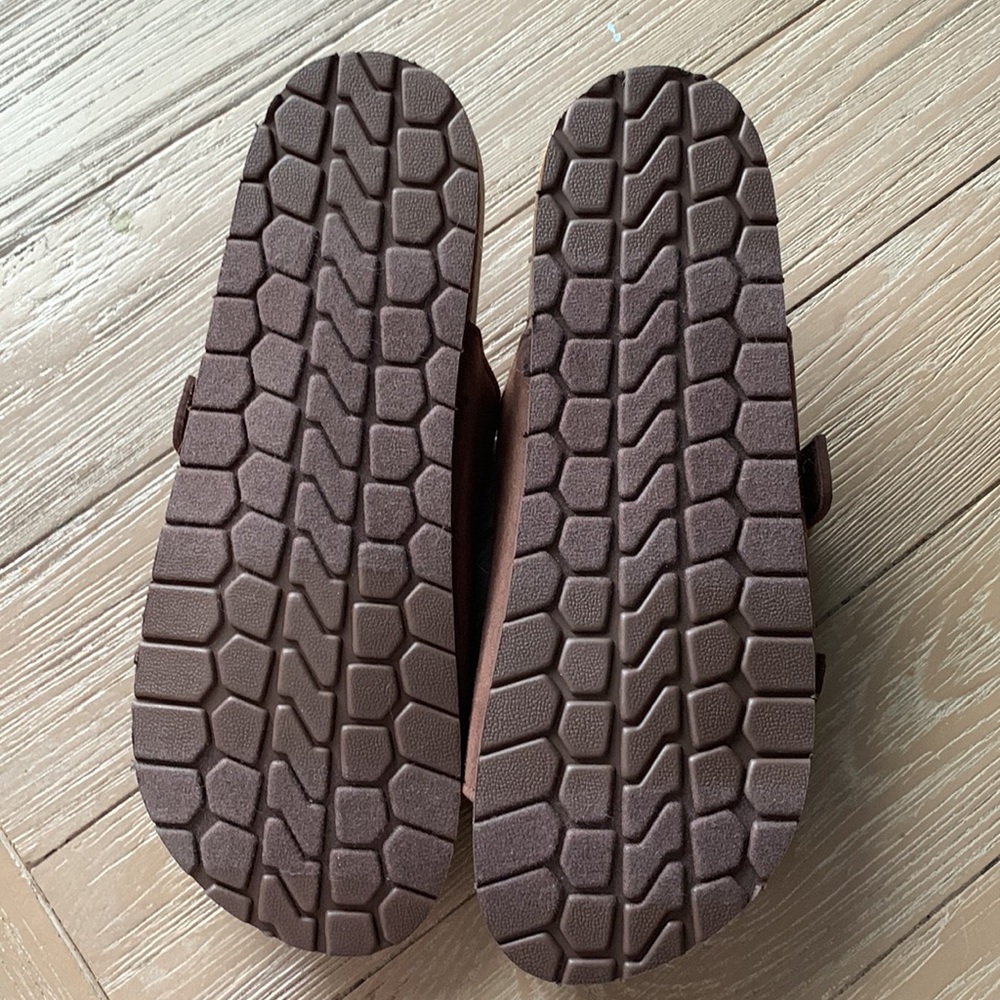 GAP boys sandals. - Picture 3 of 4